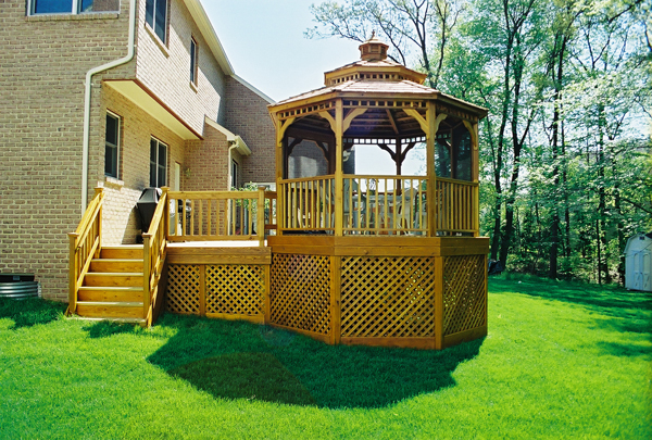 Gazebo or Pergola? Which One's for You?