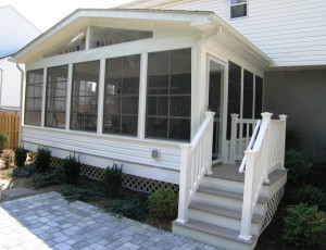 How to Prepare Your Screen Porch for Spring