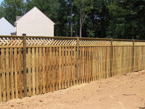 privacy lattice top wood fence