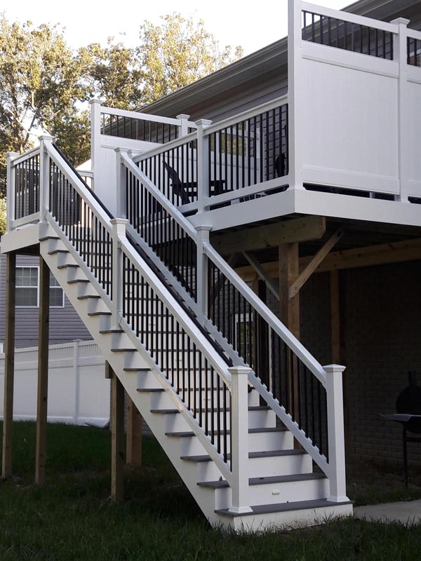 Low Maintenance Composite Decking | Maryland