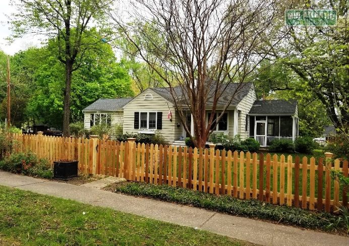 Severna Park Maryland is where this Cedar Pyramid picket fence resides. I’m sure you’ve seen it if you live in the Severna Park area.