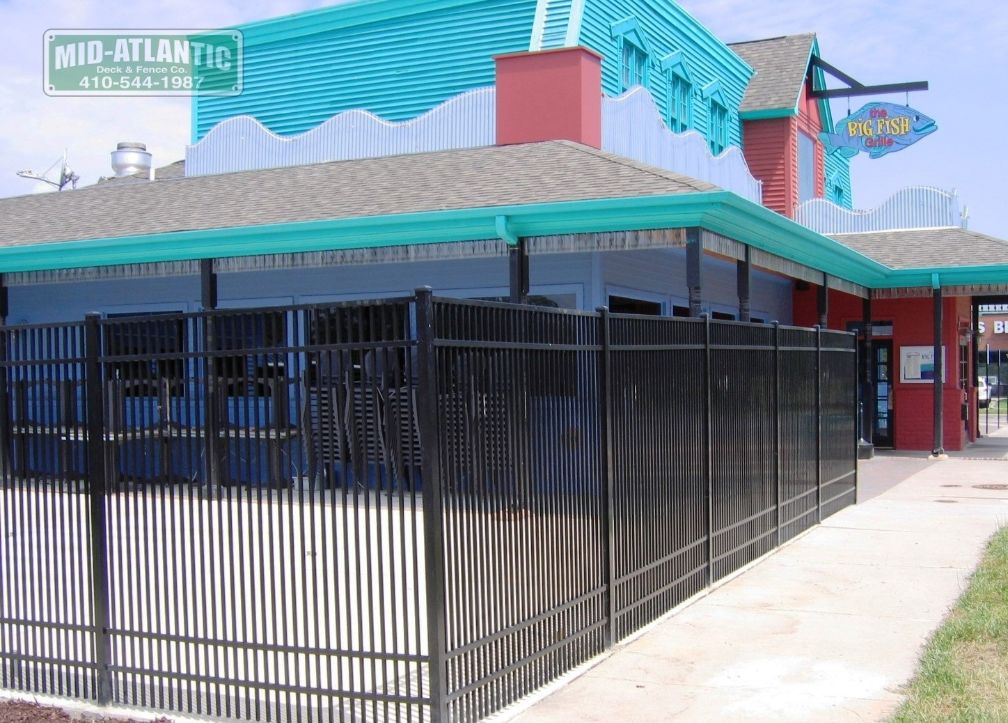 The Big Fish in Crofton Maryland installed a 6’ tall commercial grade aluminum fence for their outdoor dining area.