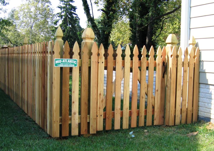 If you see this green and white fence sign you know you that this is the sign of quality. Since 1987 we have been keeping kids and dogs safe and ugly neighbors out.