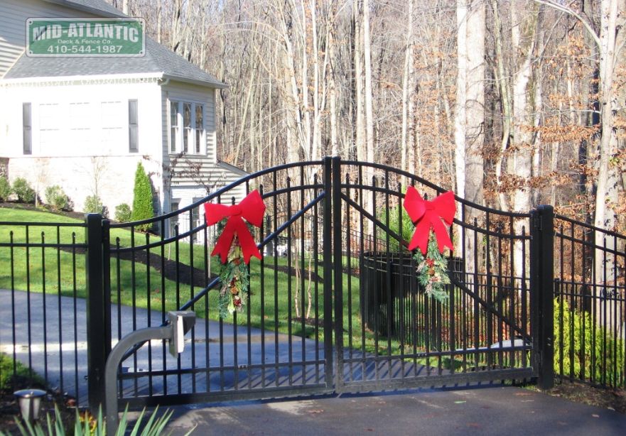Another version of this 5’ tall ornamental estate gate. Add an automatic gate opener and never manually open your gate again.