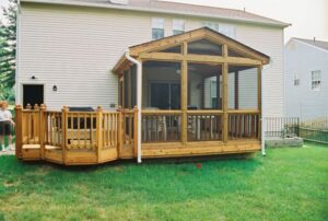 mid-atlantic deck and fence screen porch contractor in Crofton
