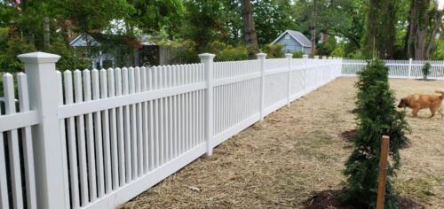 White Picket Fence in Grasonville, MD